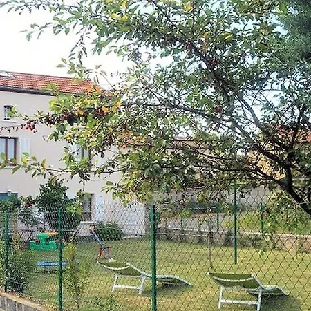 Gite Vacances En Auvergne Saint-Géron Esterno foto